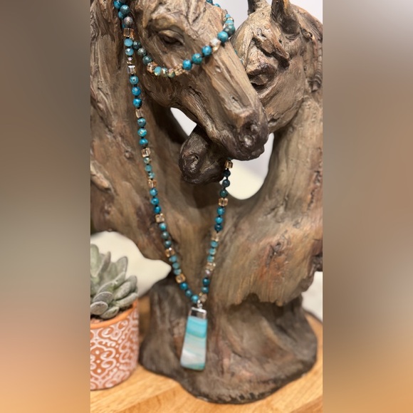 LONG FASHION STONE NECKLACE - Picture 3 of 8